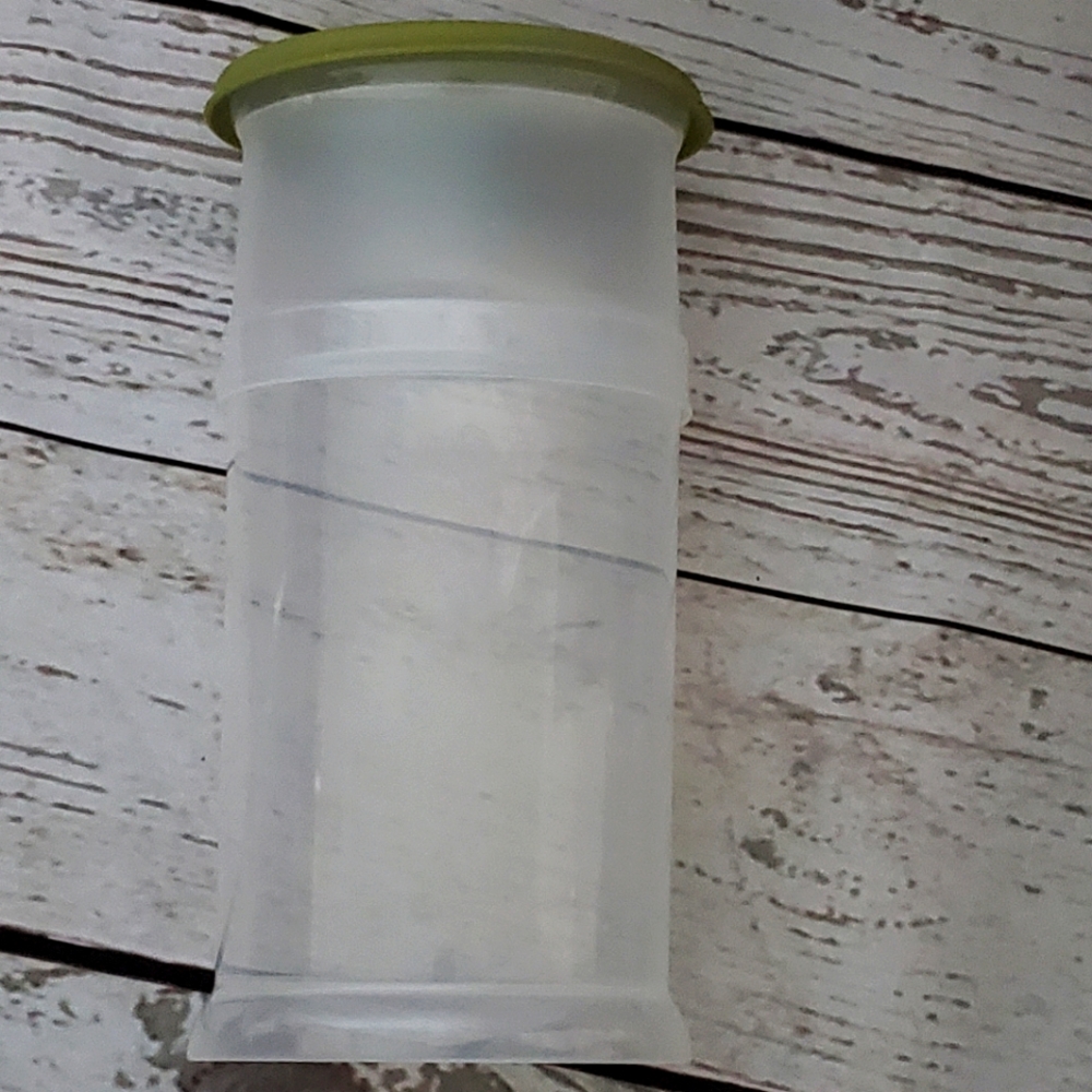 The Pampered Chef three piece herb storage container